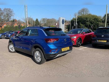 Used Volkswagen T-Roc 2022 for sale - 77753962: Photo