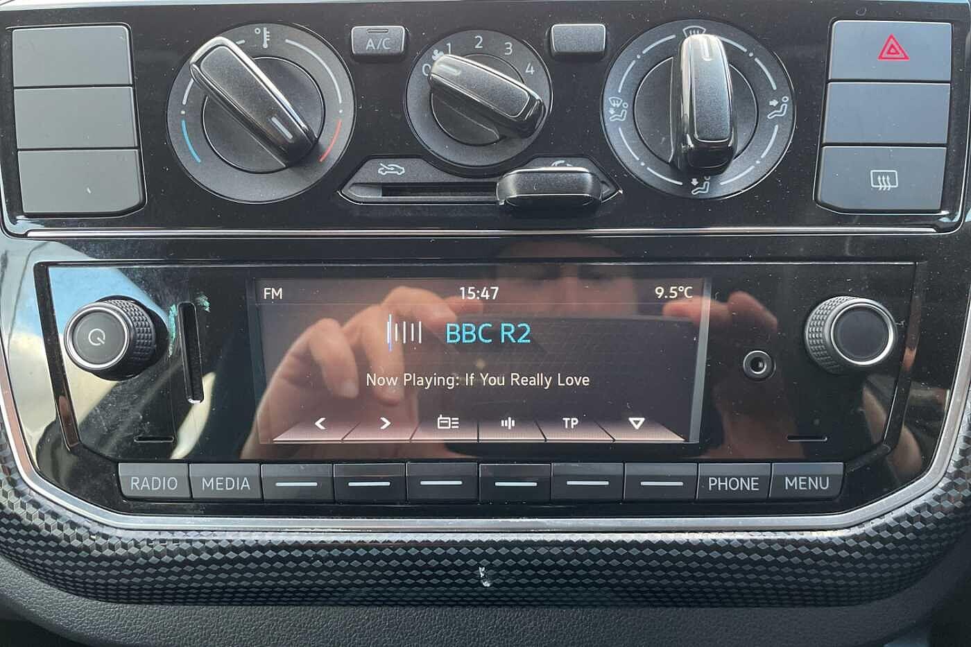 Used Volkswagen up! 2018 for sale - 77040406: Photo 14