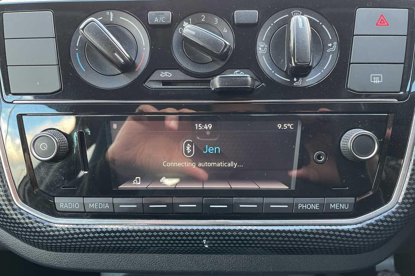 Used Volkswagen up! 2018 for sale - 77040406: Photo 16