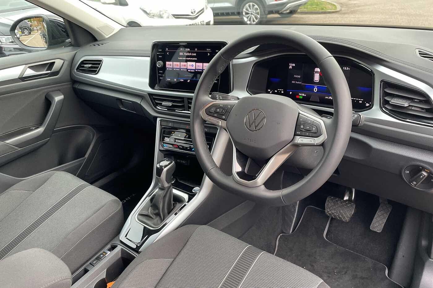 Used Volkswagen T-Roc 2025 for sale - 77155253: Photo 6