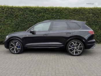 Used Volkswagen Touareg 2023 for sale - 79441797: Photo