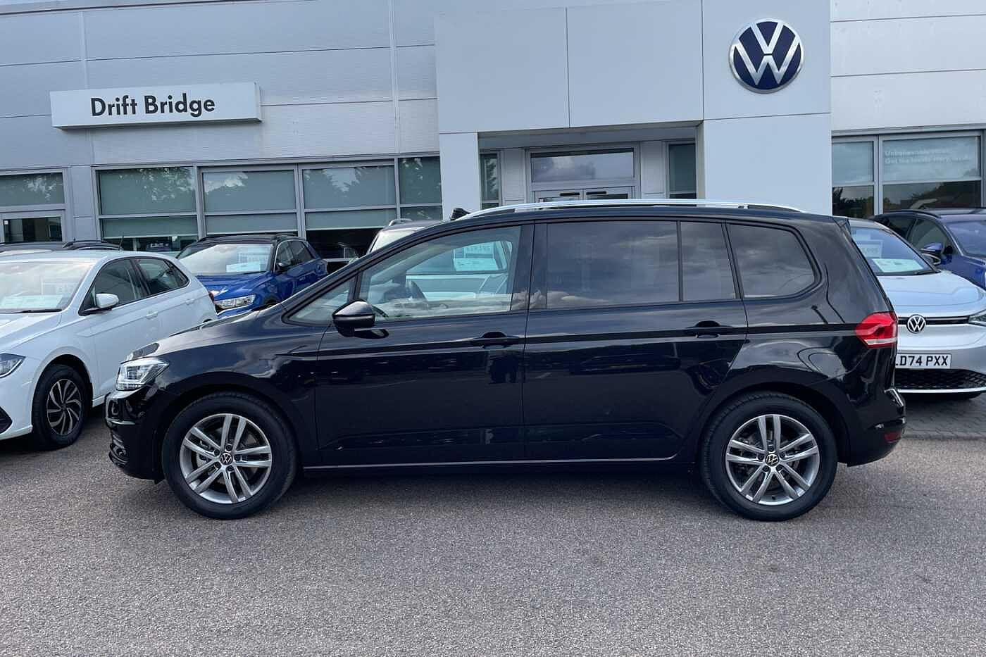 Used Volkswagen Touran 2024 for sale - 75311925: Photo 4