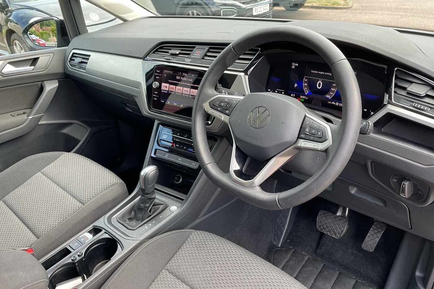 Used Volkswagen Touran 2024 for sale - 75311925: Photo 6