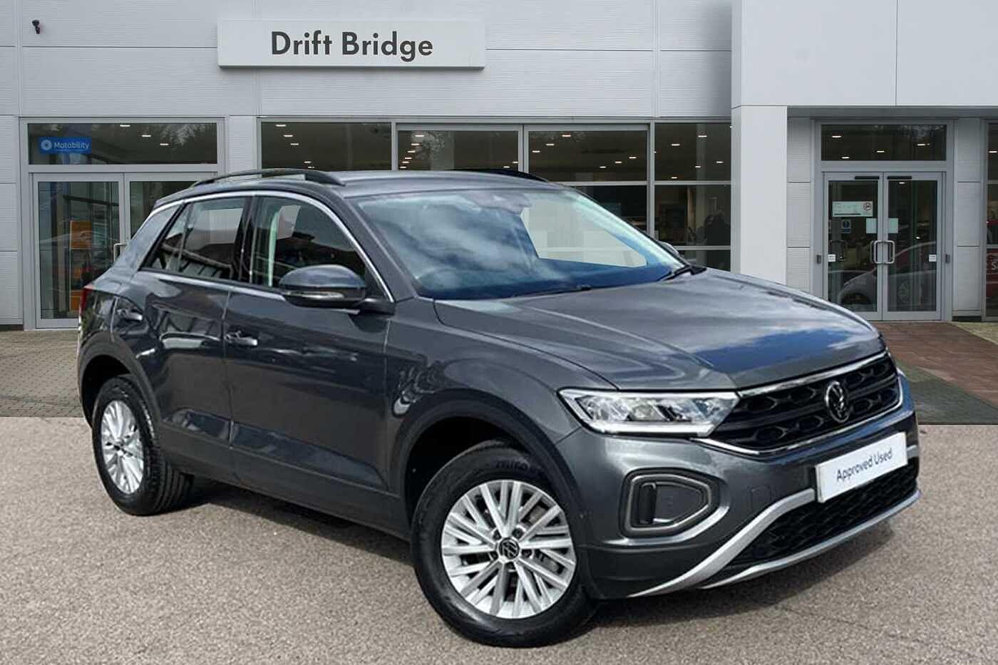 Used Volkswagen T-Roc 2022 for sale - 75741805: Photo 1