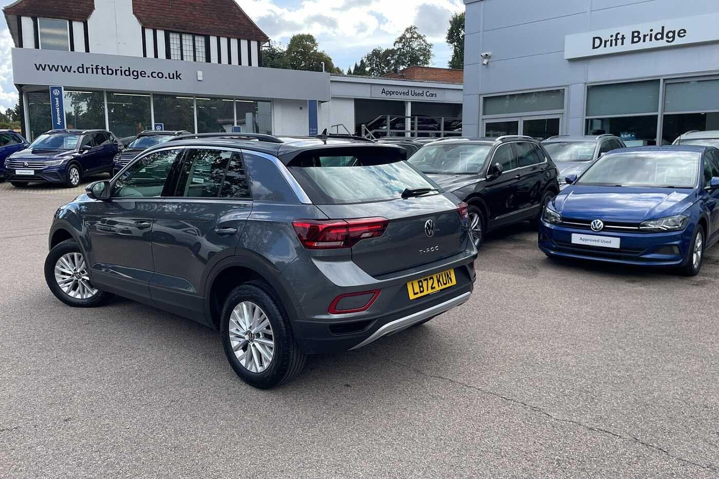 Used Volkswagen T-Roc 2022 for sale - 75741805: Photo 3