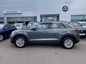 Used Volkswagen T-Roc 2022 for sale - 75741805: Photo
