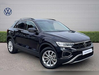 Used Volkswagen T-Roc 2024 for sale - 78301387: Photo