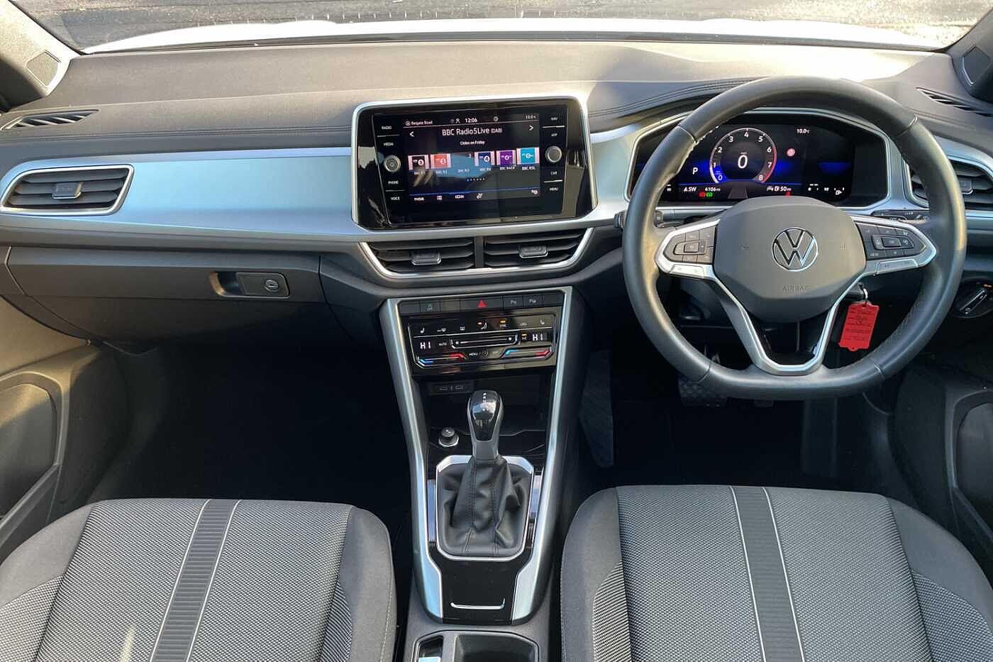 Used Volkswagen T-Roc 2023 for sale - 77166559: Photo 12