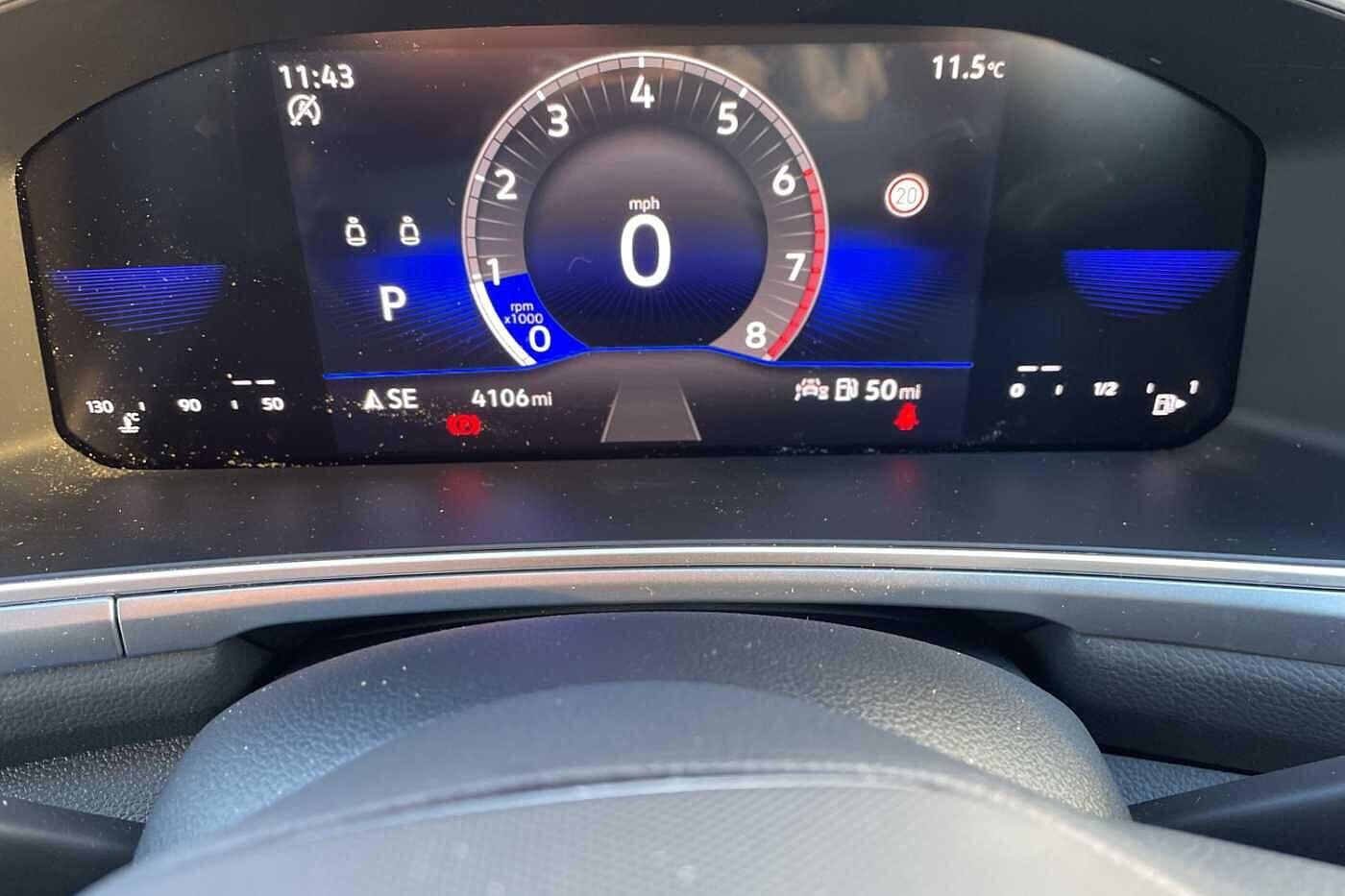 Used Volkswagen T-Roc 2023 for sale - 77166559: Photo 13