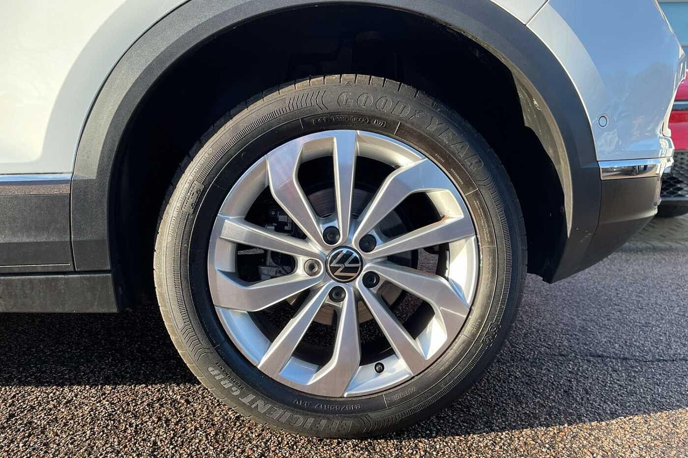 Used Volkswagen T-Roc 2023 for sale - 77166559: Photo 5