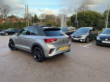 Used Volkswagen T-Roc 2025 for sale - 77162987: Photo