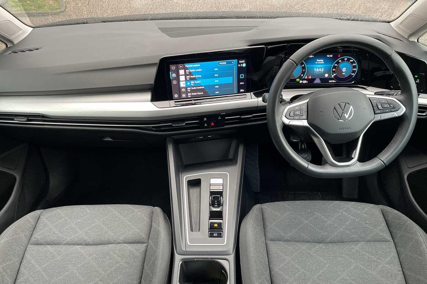 Used Volkswagen Golf 2024 for sale - 76992578: Photo 12