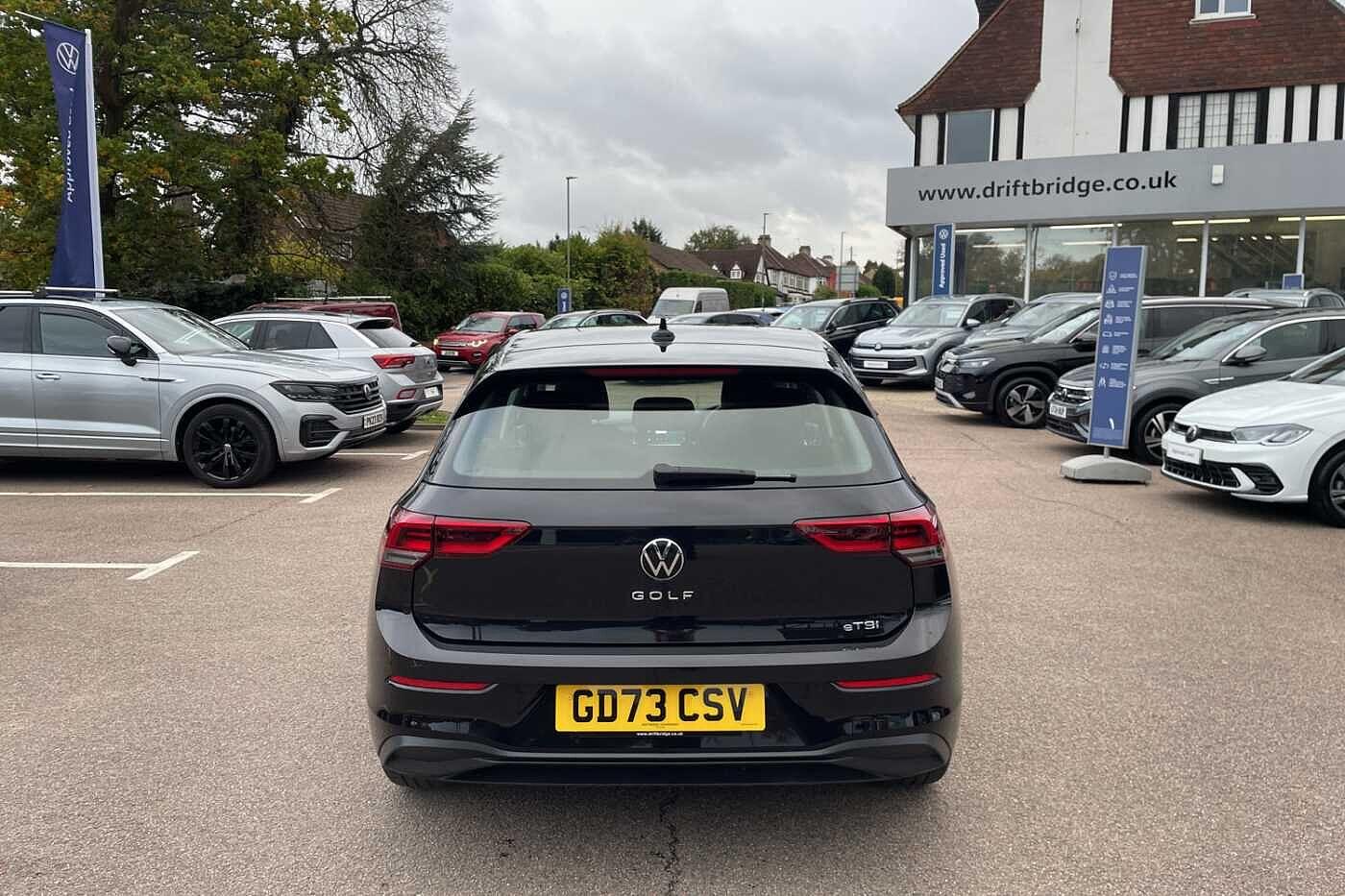 Used Volkswagen Golf 2024 for sale - 76992578: Photo 9