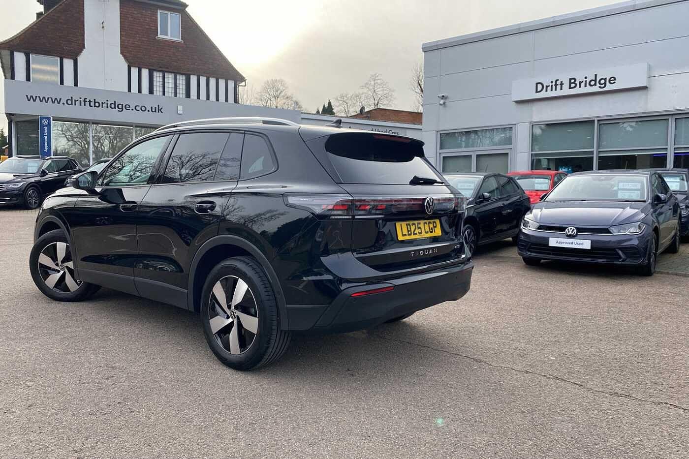 Used Volkswagen Tiguan 2025 for sale - 77550570: Photo 3