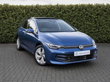 Used Volkswagen Golf 2026 for sale - 79601552: Photo