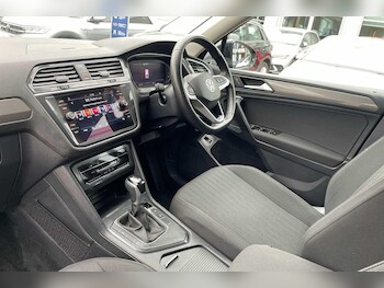 Used Volkswagen Tiguan Allspace 2024 for sale - 77753434: Photo