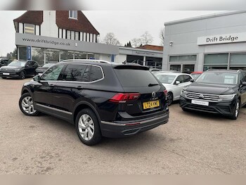 Used Volkswagen Tiguan Allspace 2024 for sale - 77753434: Photo