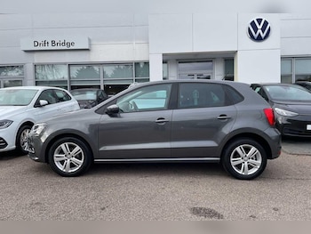 Used Volkswagen Polo 2017 for sale - 76620583: Photo