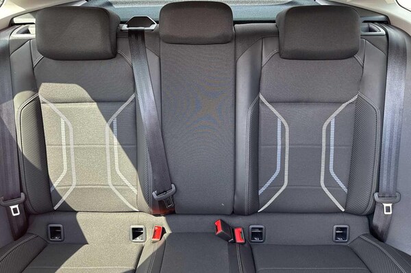 Used Volkswagen Taigo 2024 for sale - 75310475: Photo 8