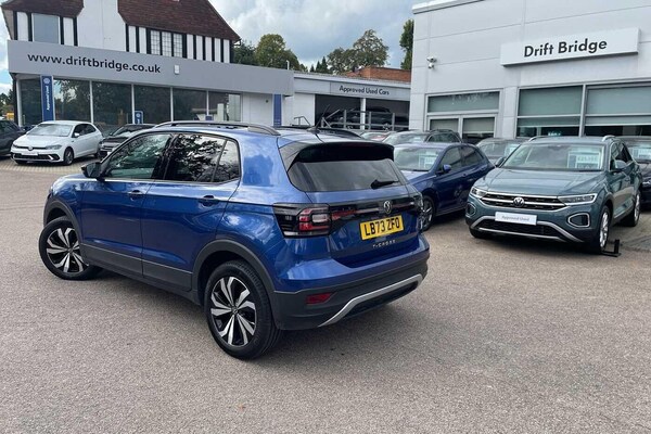 Used Volkswagen T-Cross 2023 for sale - 76085289: Photo 3