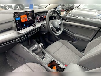 Used Volkswagen Golf 2025 for sale - 78058752: Photo