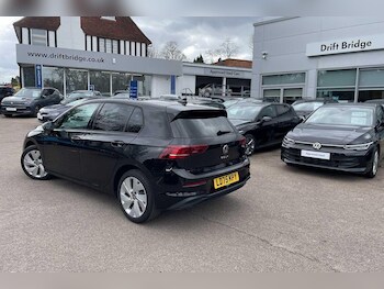 Used Volkswagen Golf 2025 for sale - 78058752: Photo