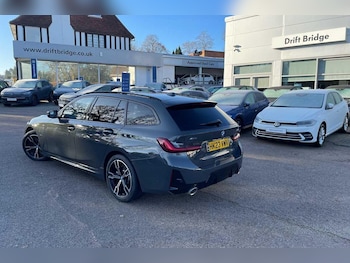 Used BMW 3 Series 2023 for sale - 76689365: Photo