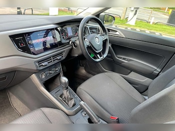 Used Volkswagen Polo 2020 for sale - 78220326: Photo