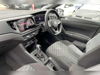 Used Volkswagen Polo 2023 for sale - 76137866: Photo