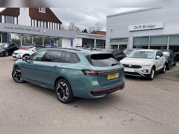 Used Volkswagen Passat 2025 for sale - 77908883: Photo