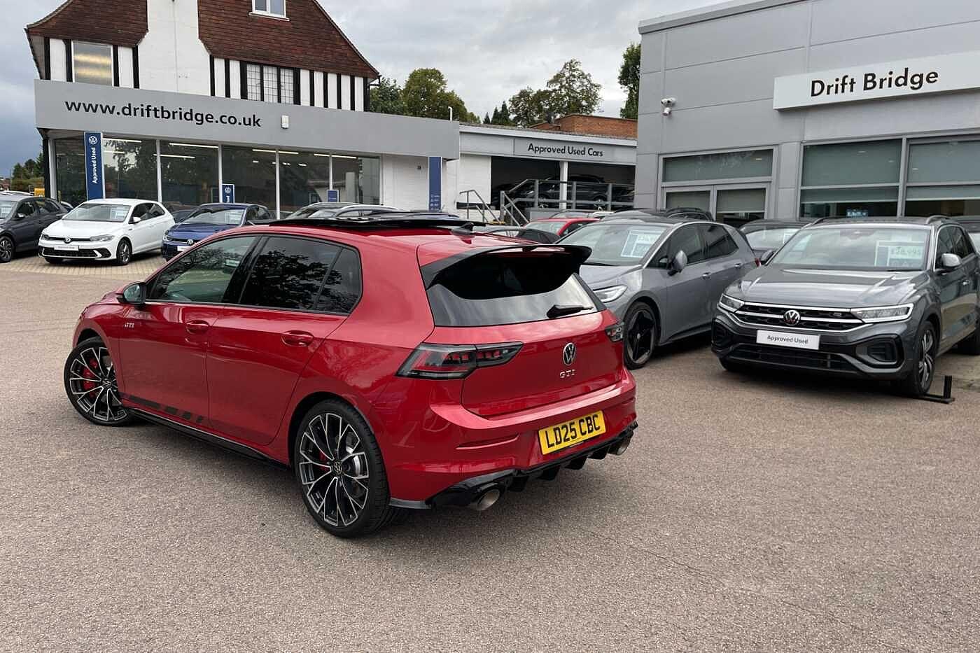Used Volkswagen Golf 2025 for sale - 76031851: Photo 3