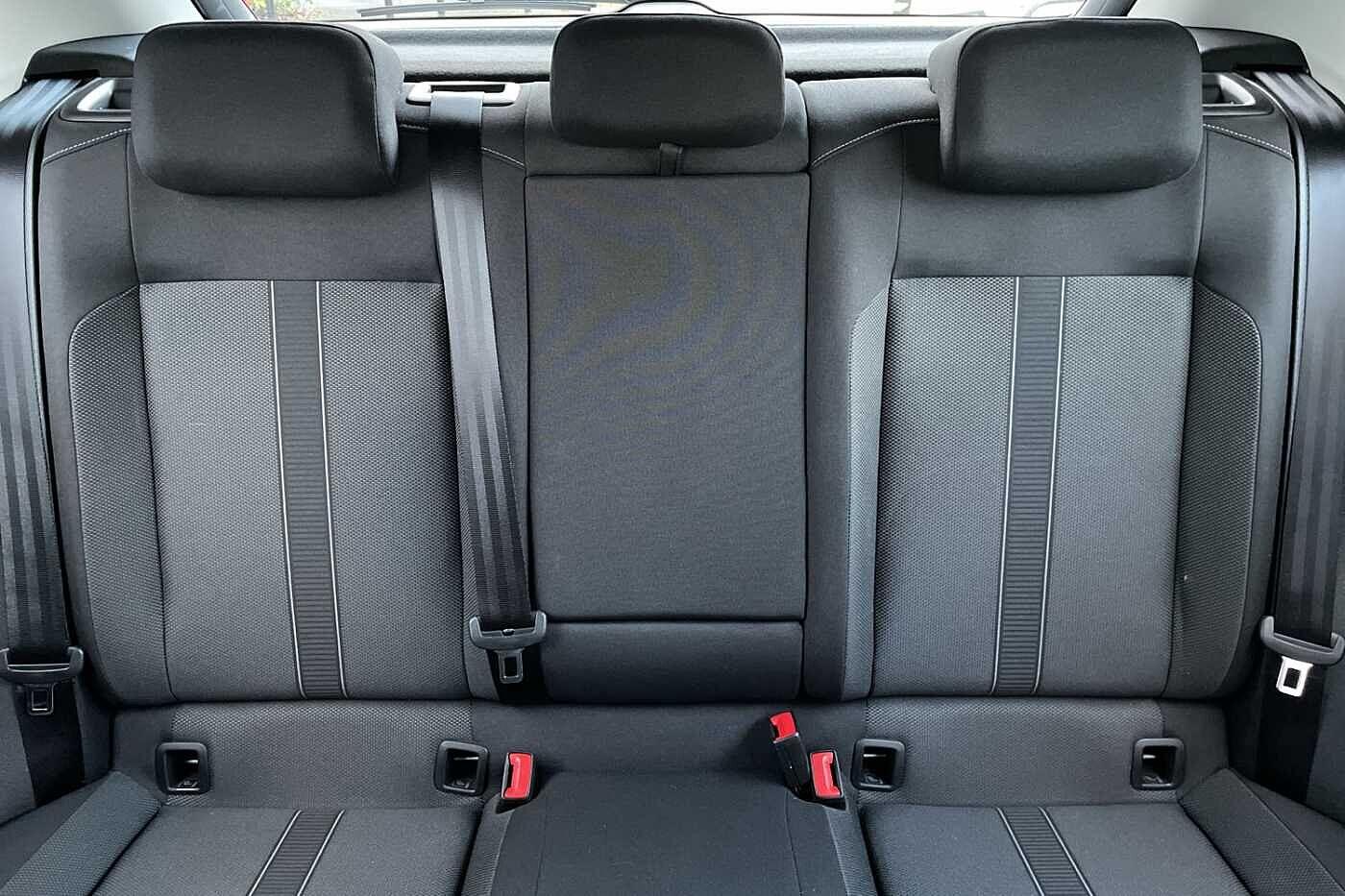 Used Volkswagen T-Roc 2023 for sale - 76997605: Photo 8