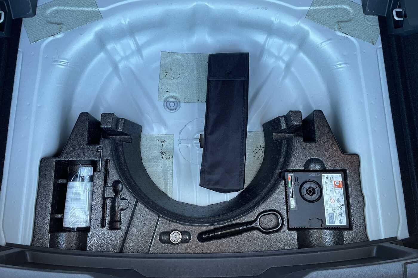 Used Volkswagen T-Roc 2025 for sale - 76592245: Photo 11