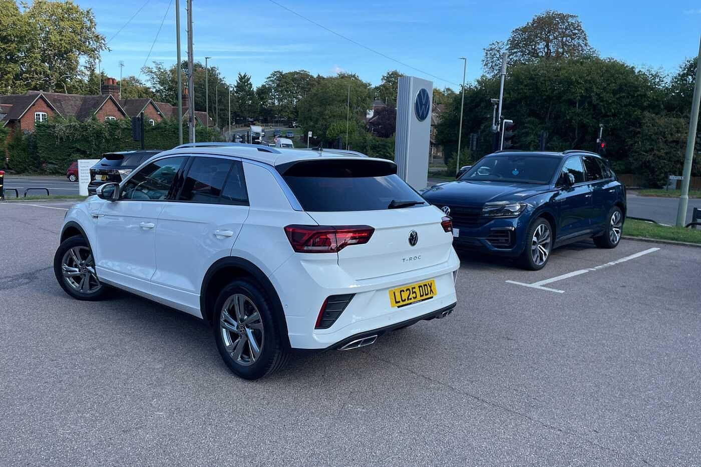 Used Volkswagen T-Roc 2025 for sale - 76592245: Photo 3