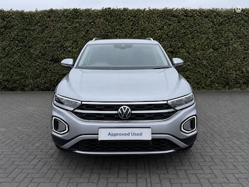 Used Volkswagen T-Roc 2022 for sale - 79188278: Photo