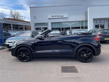 Used Volkswagen T-Roc 2025 for sale - 78214208: Photo
