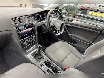 Used Volkswagen Golf 2020 for sale - 78416406: Photo