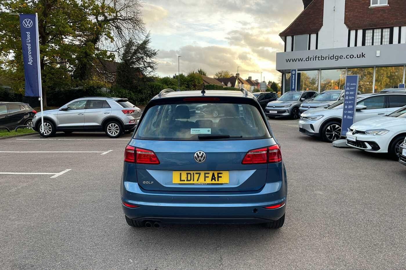 Used Volkswagen Golf SV 2017 for sale - 76388383: Photo 9