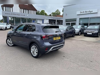 Used Volkswagen T-Cross 2024 for sale - 78622463: Photo
