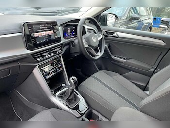 Used Volkswagen T-Roc 2025 for sale - 77120064: Photo