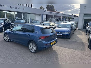 Used Volkswagen Golf 2025 for sale - 75857464: Photo
