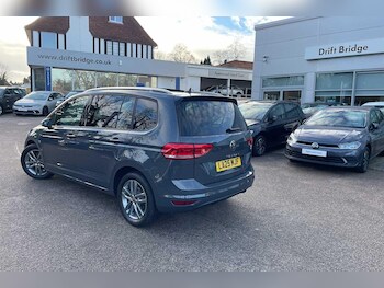 Used Volkswagen Touran 2025 for sale - 77156044: Photo