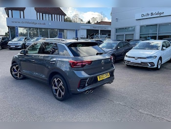 Used Volkswagen T-Roc 2022 for sale - 76388227: Photo