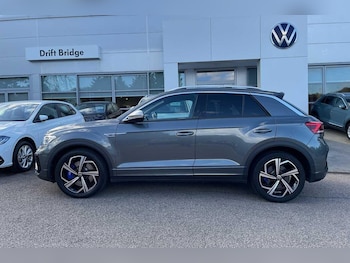 Used Volkswagen T-Roc 2022 for sale - 76388227: Photo