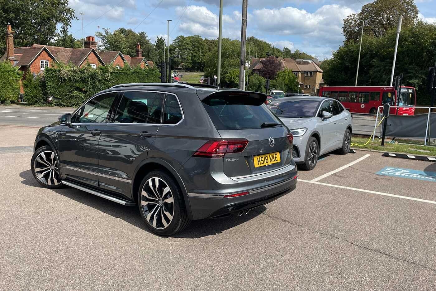 Used Volkswagen Tiguan 2018 for sale - 76457370: Photo 3