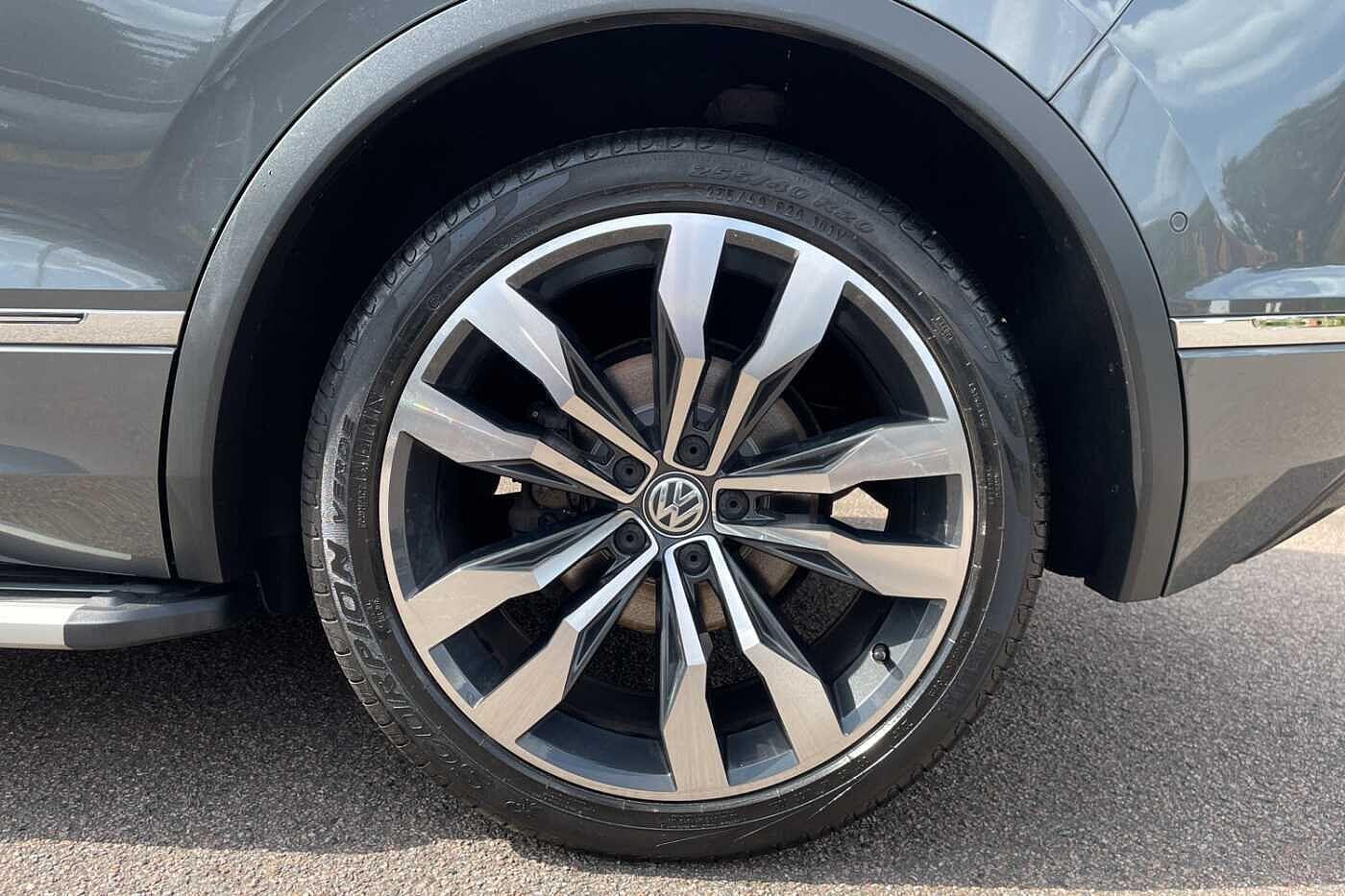 Used Volkswagen Tiguan 2018 for sale - 76457370: Photo 5