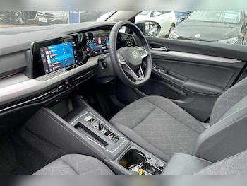 Used Volkswagen Golf 2024 for sale - 76226184: Photo