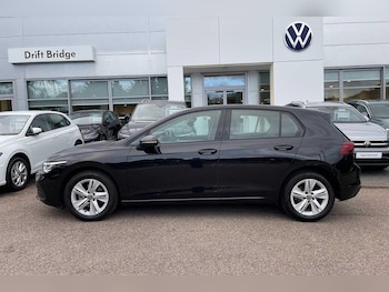 Used Volkswagen Golf 2024 for sale - 76226184: Photo