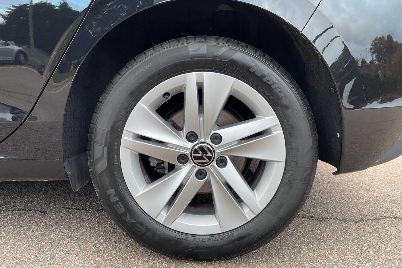 Used Volkswagen Golf 2024 for sale - 76226184: Photo 5