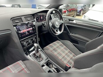 Used Volkswagen Golf 2020 for sale - 78214992: Photo